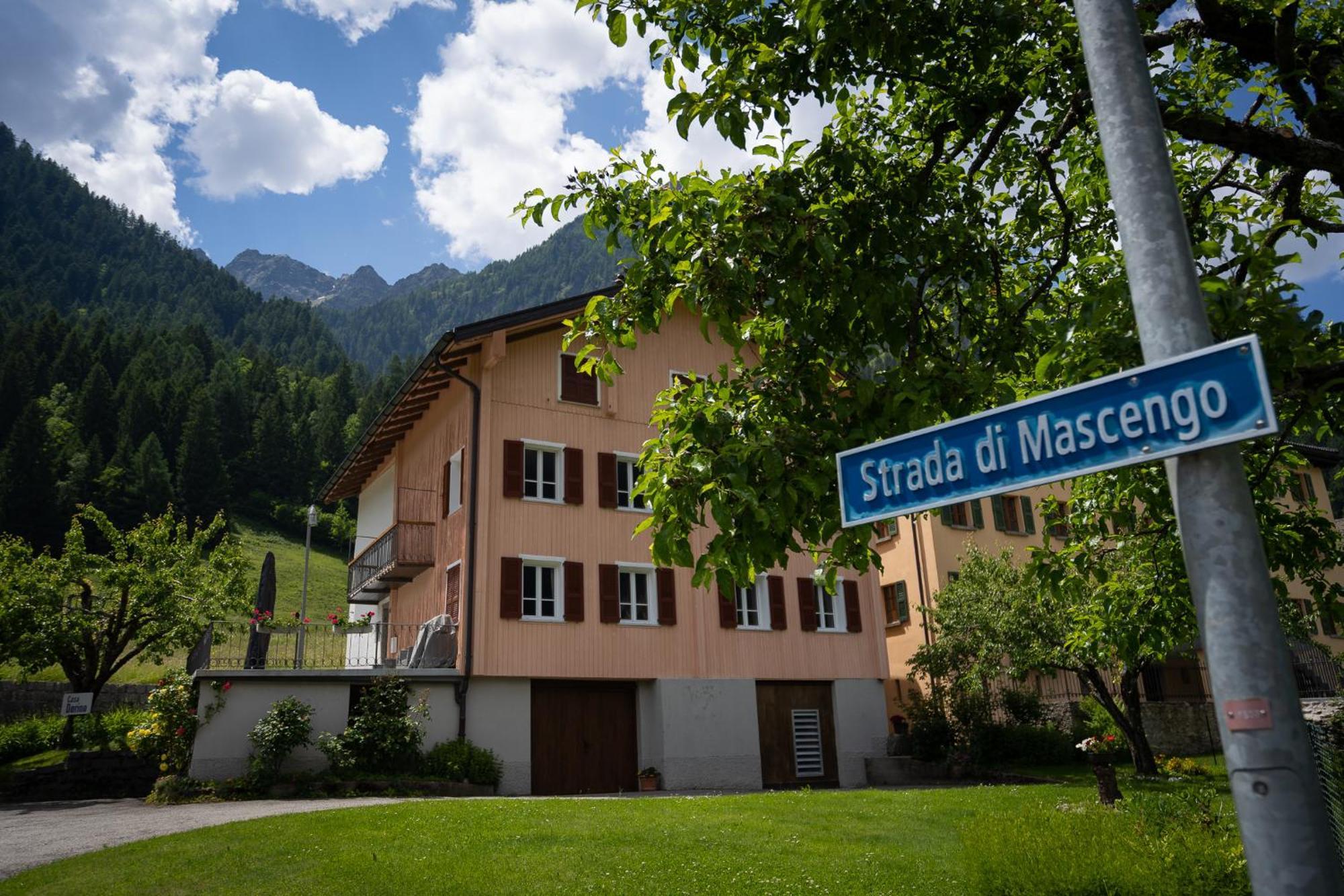 Casa Dorino - Luogo Idilliaco, Ideale Per Famiglie, Terrazza Ed Ampio Giardino, Vista Montagne, Sauna Privata Rodi Buitenkant foto
